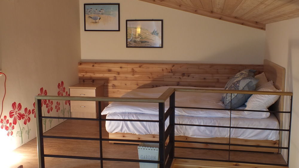 Ding Ding Homestay Csinhu Kültér fotó