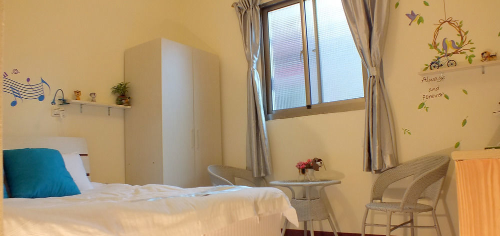 Ding Ding Homestay Csinhu Kültér fotó