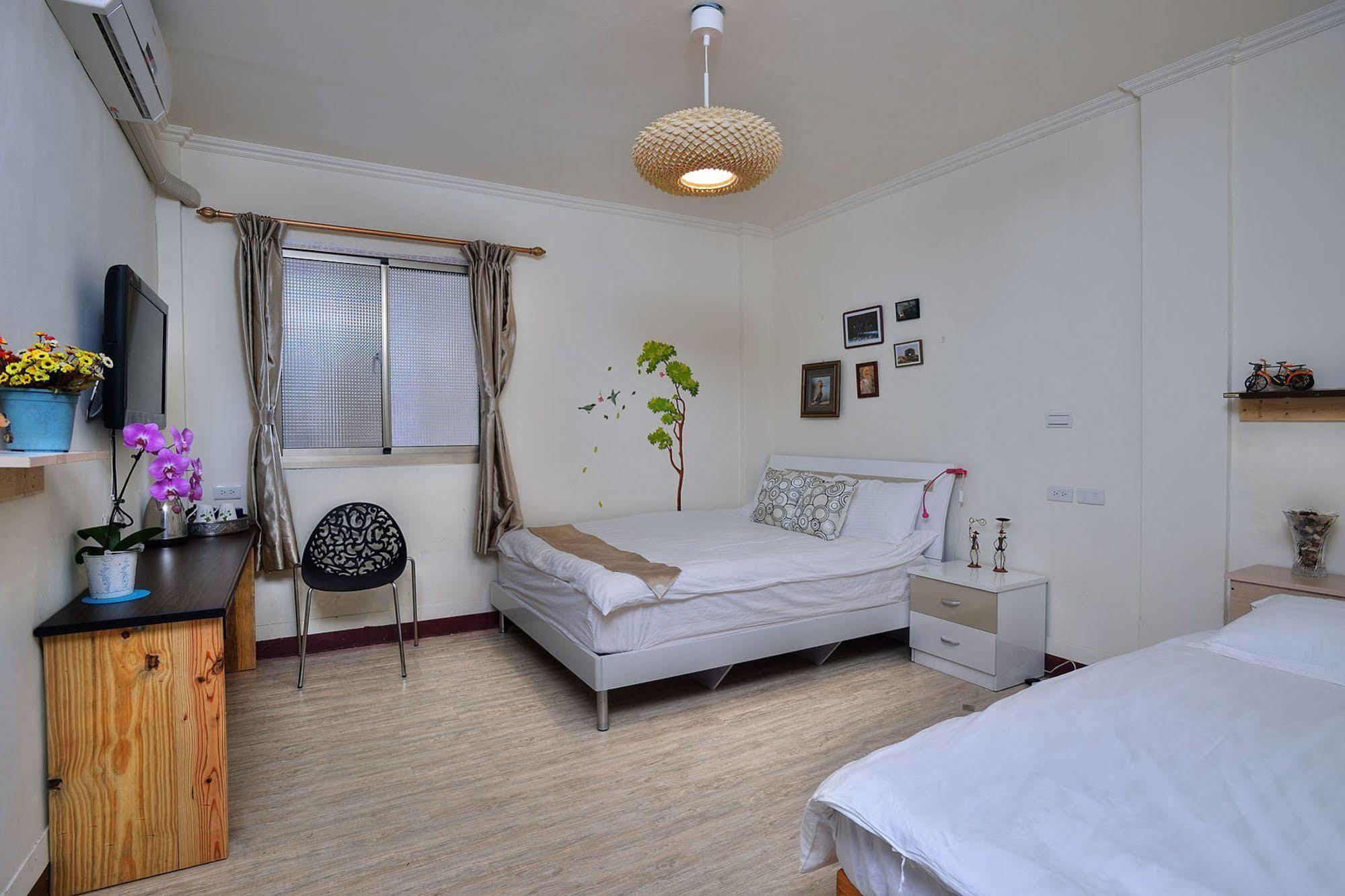 Ding Ding Homestay Csinhu Kültér fotó